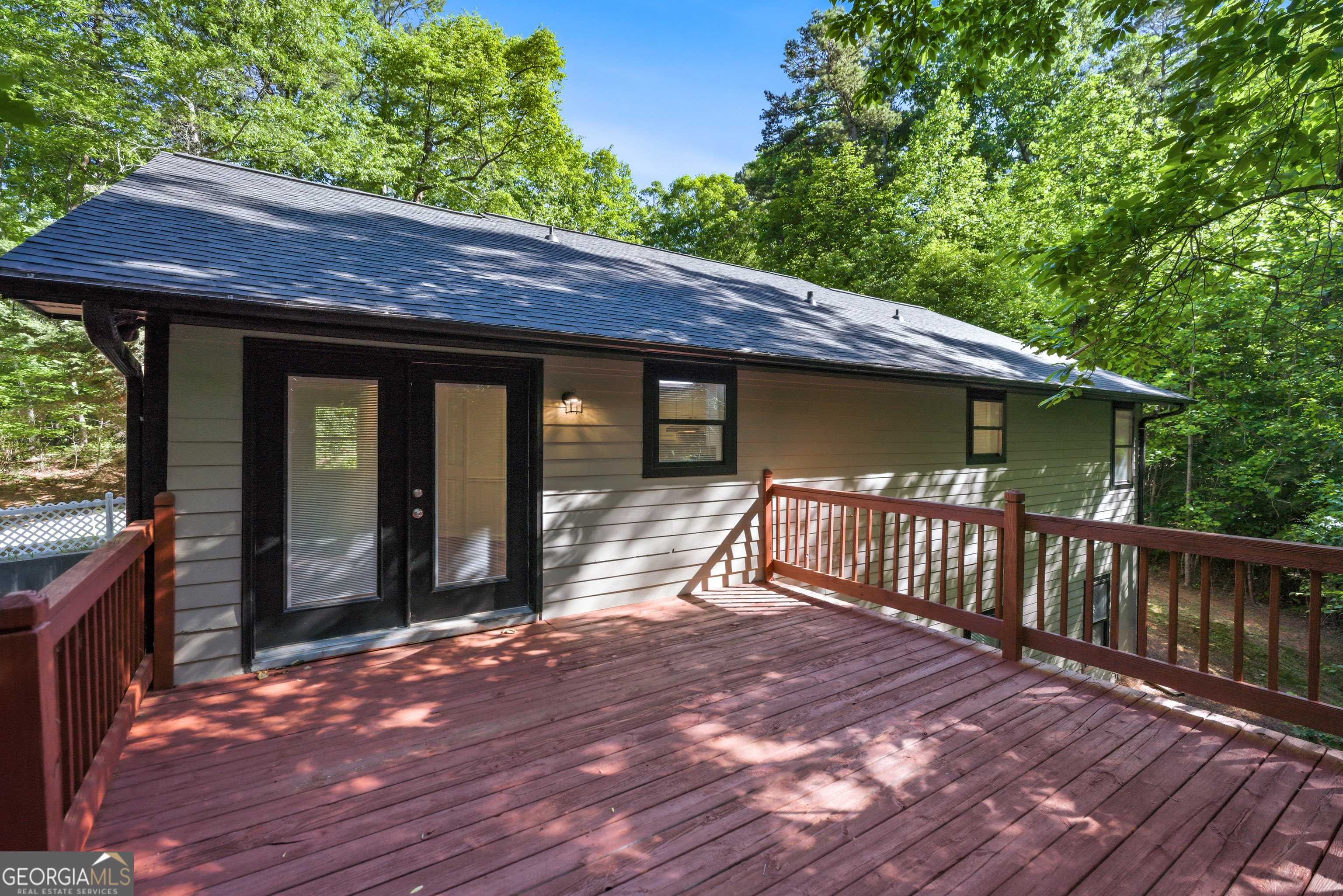1029 Woodlawn Drive Cleveland GA 30528