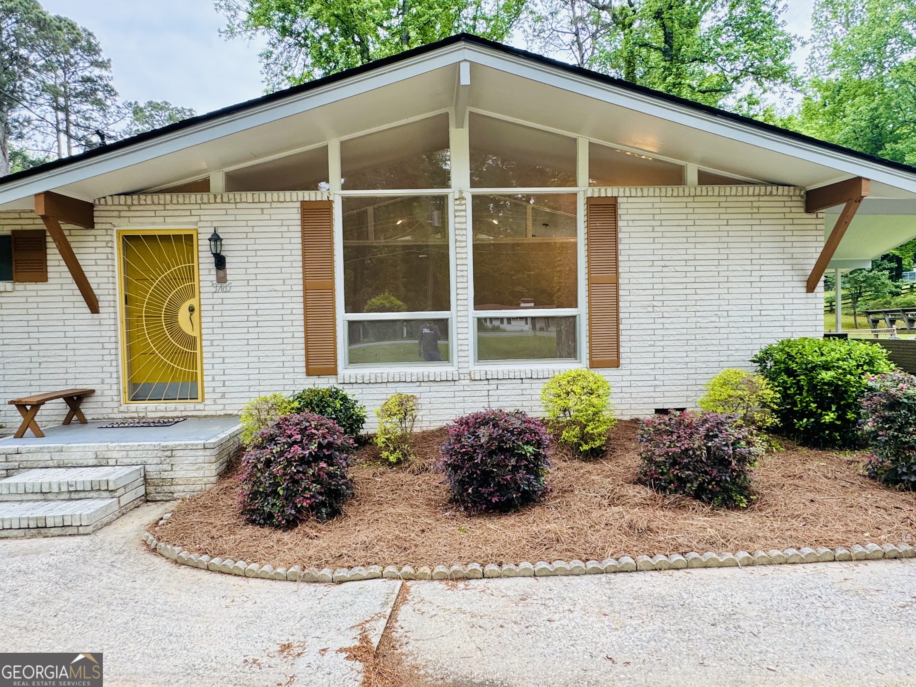 3785 Village Drive Atlanta GA 30331