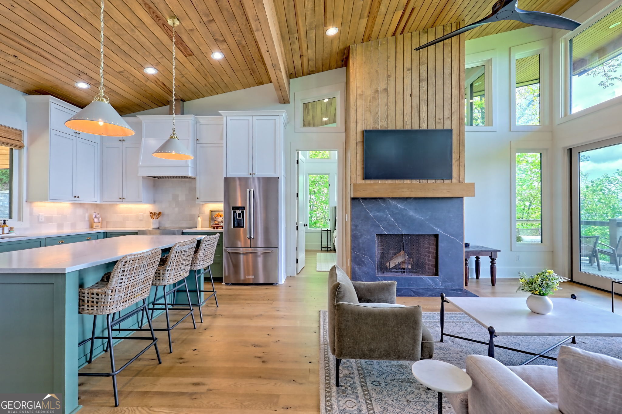 602 Charmont Drive Tiger GA 30576