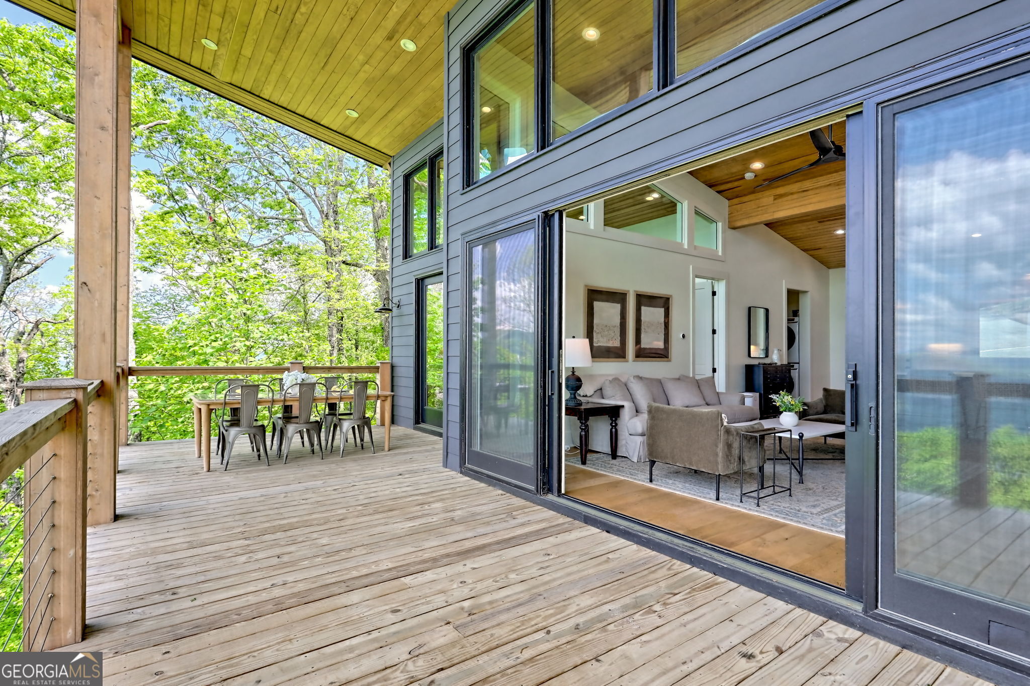 602 Charmont Drive Tiger GA 30576