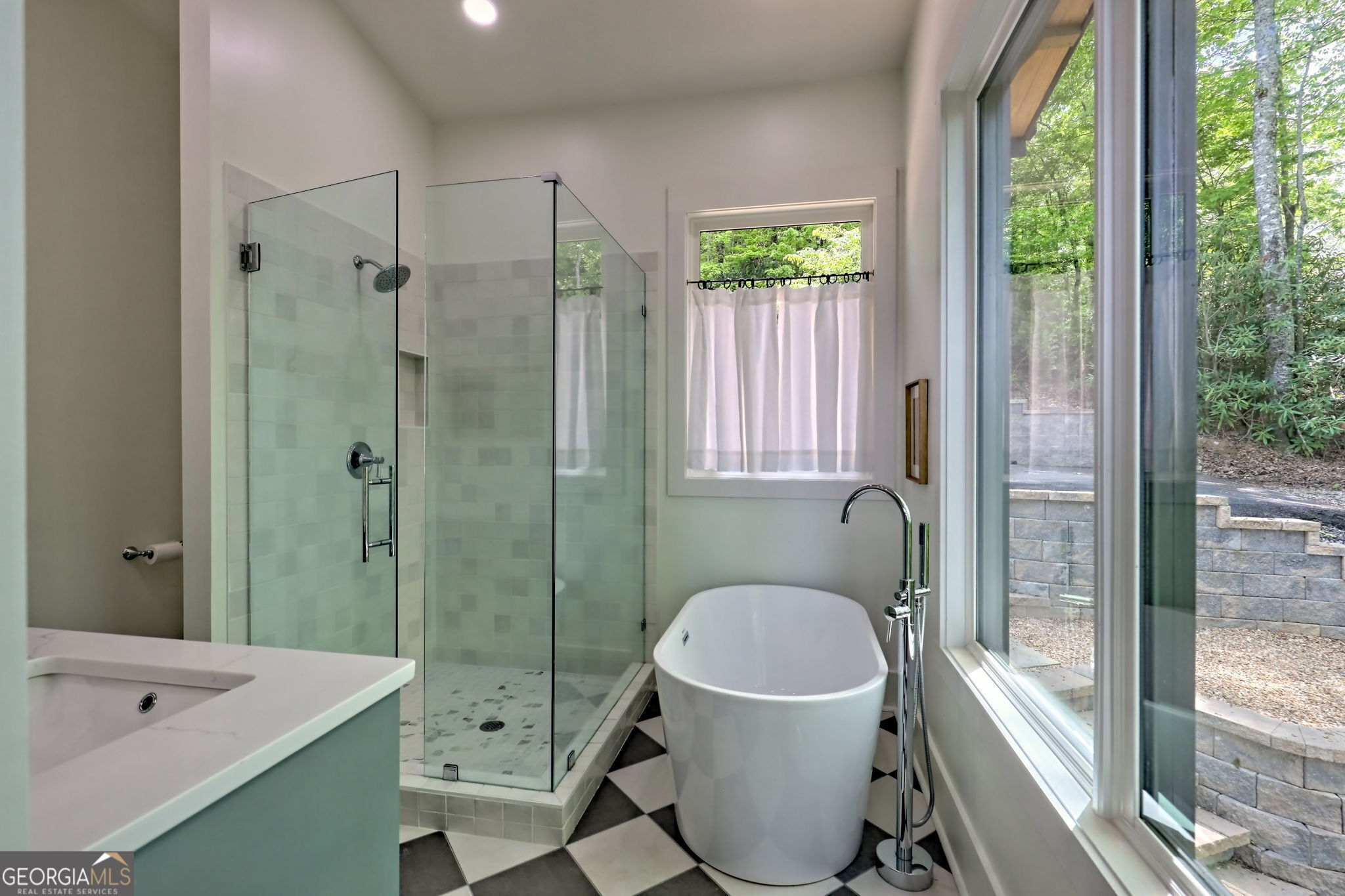602 Charmont Drive Tiger GA 30576