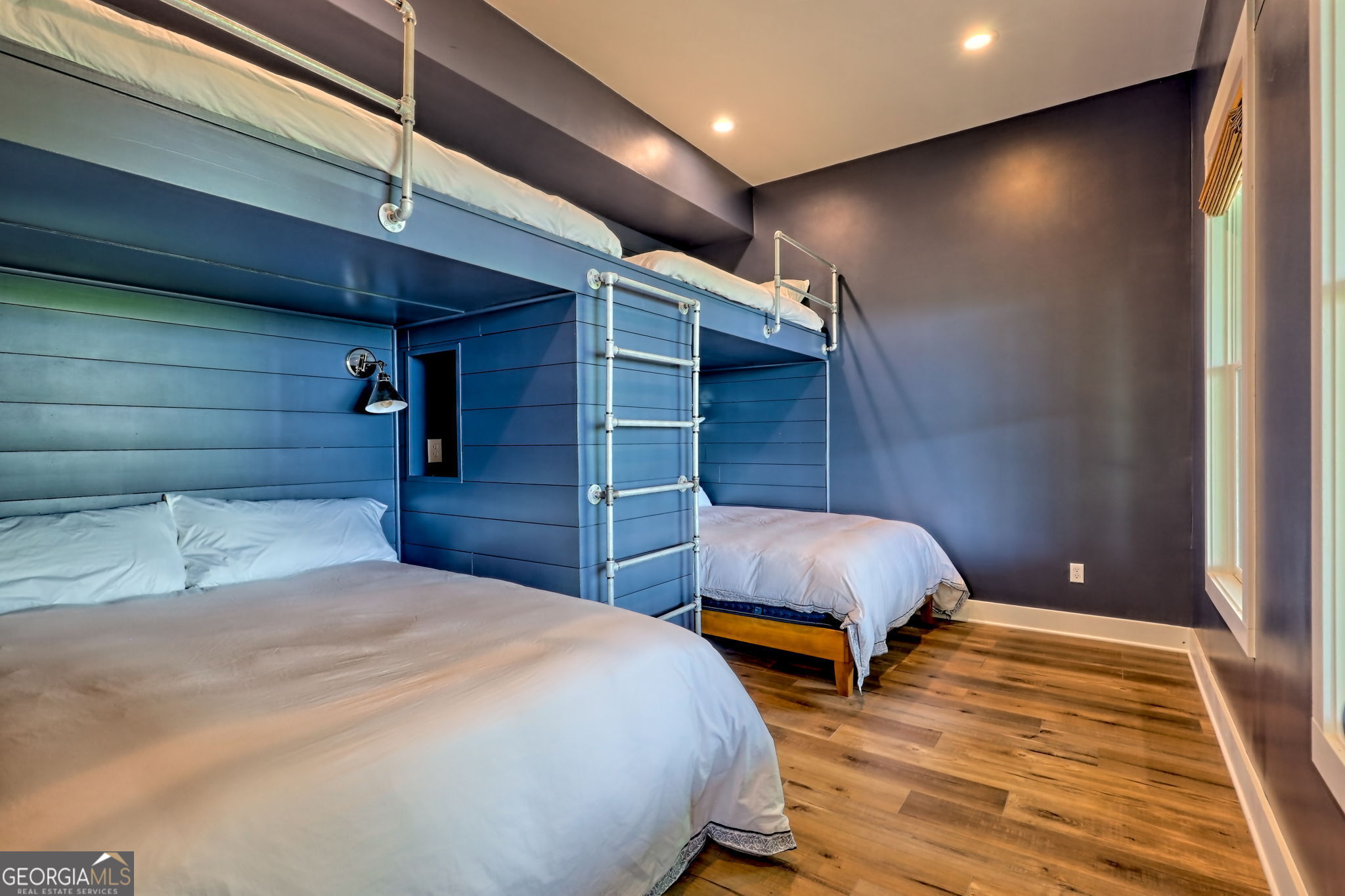 602 Charmont Drive Tiger GA 30576