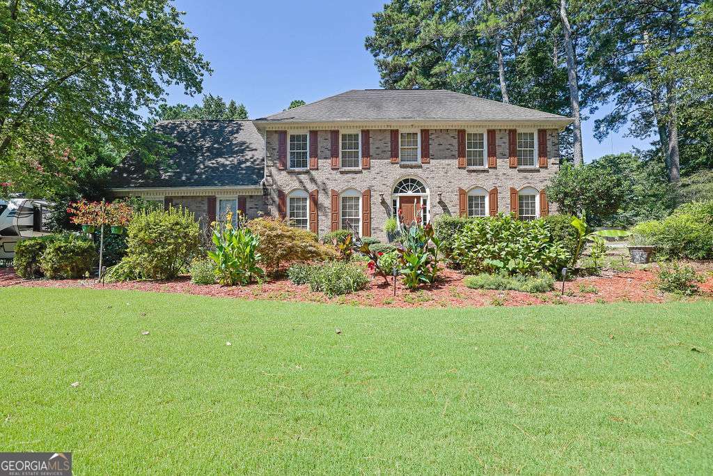 1339 Saint Michaels Court SW Lilburn GA 30047