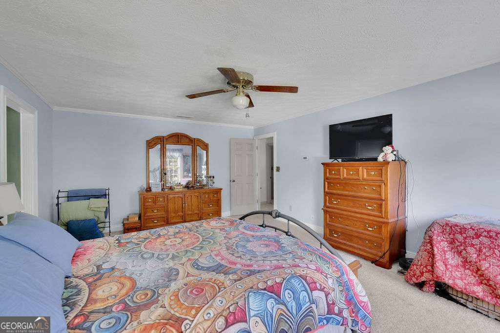 1339 Saint Michaels Court SW Lilburn GA 30047