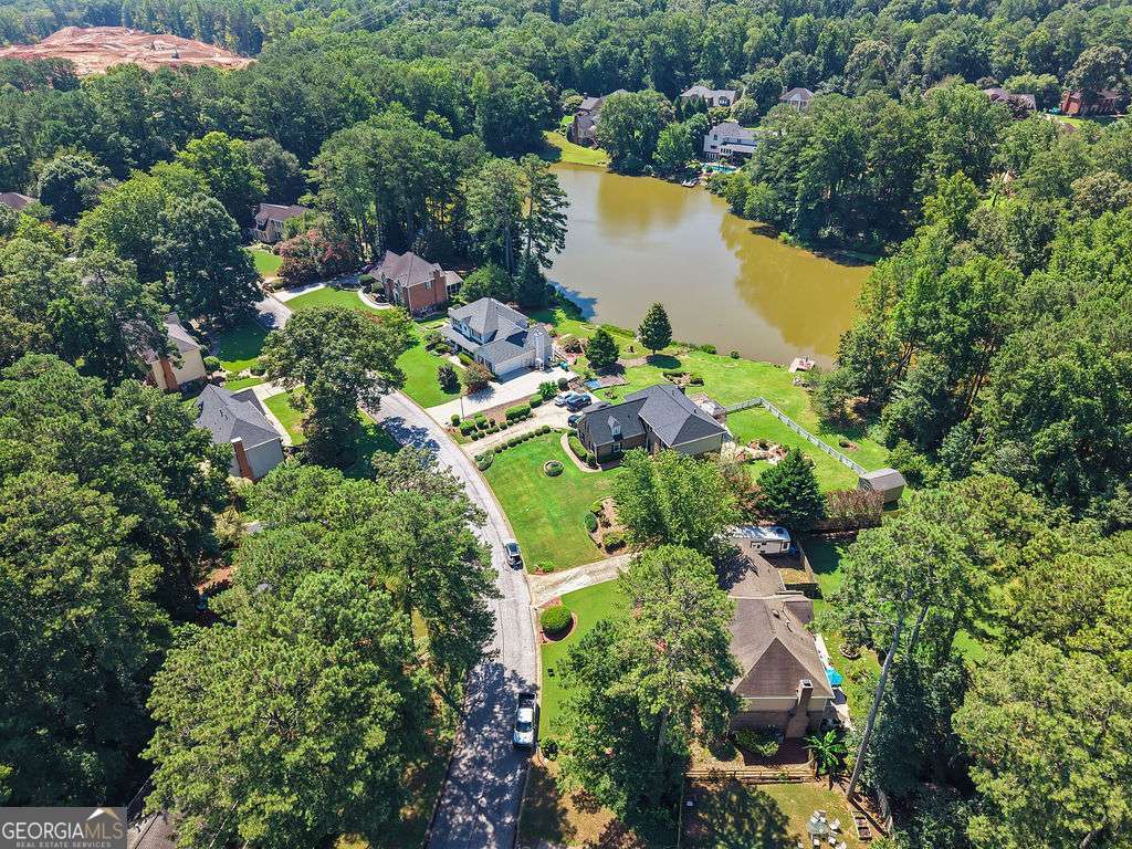 1339 Saint Michaels Court SW Lilburn GA 30047
