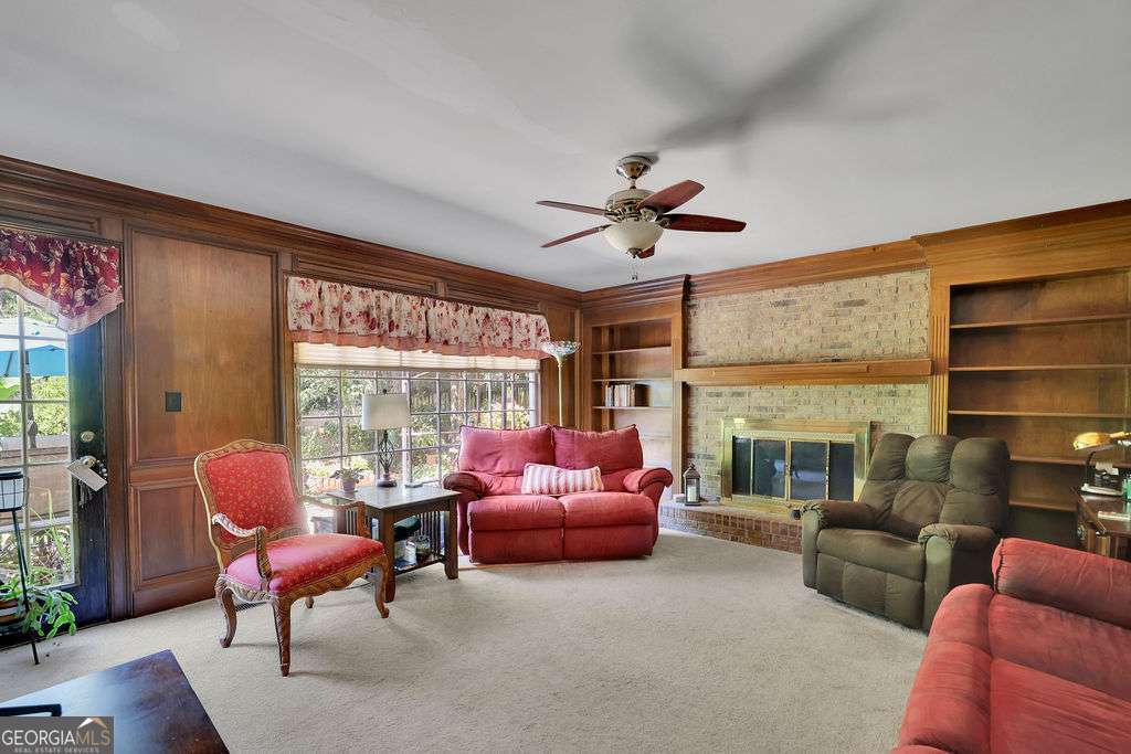 1339 Saint Michaels Court SW Lilburn GA 30047