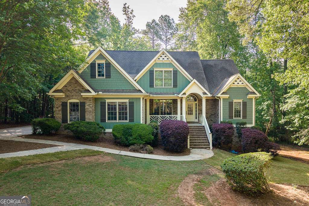 1774 Bridge Water Creek Bishop GA 30621