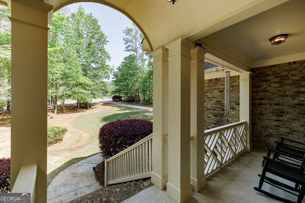 1774 Bridge Water Creek Bishop GA 30621