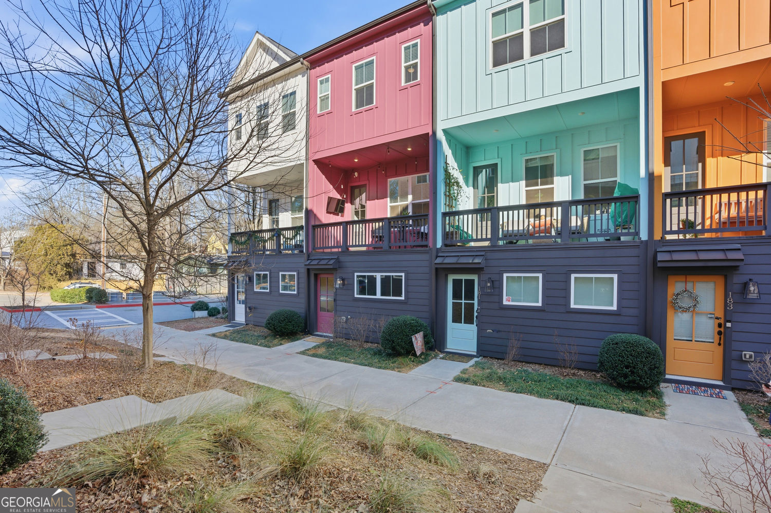 179 Color Circle SE Atlanta GA 30317