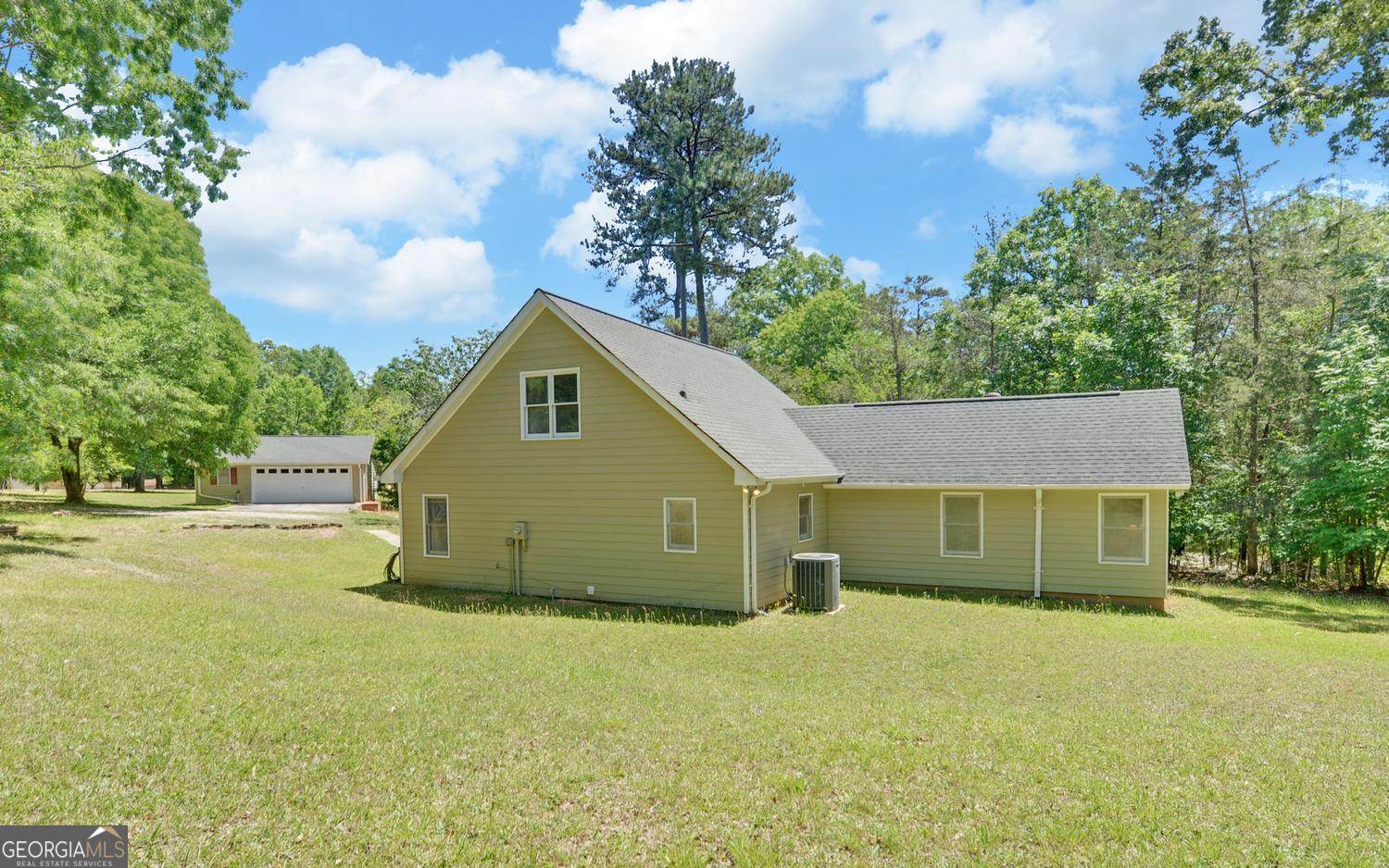 194 Harvey Lane Lavonia GA 30553