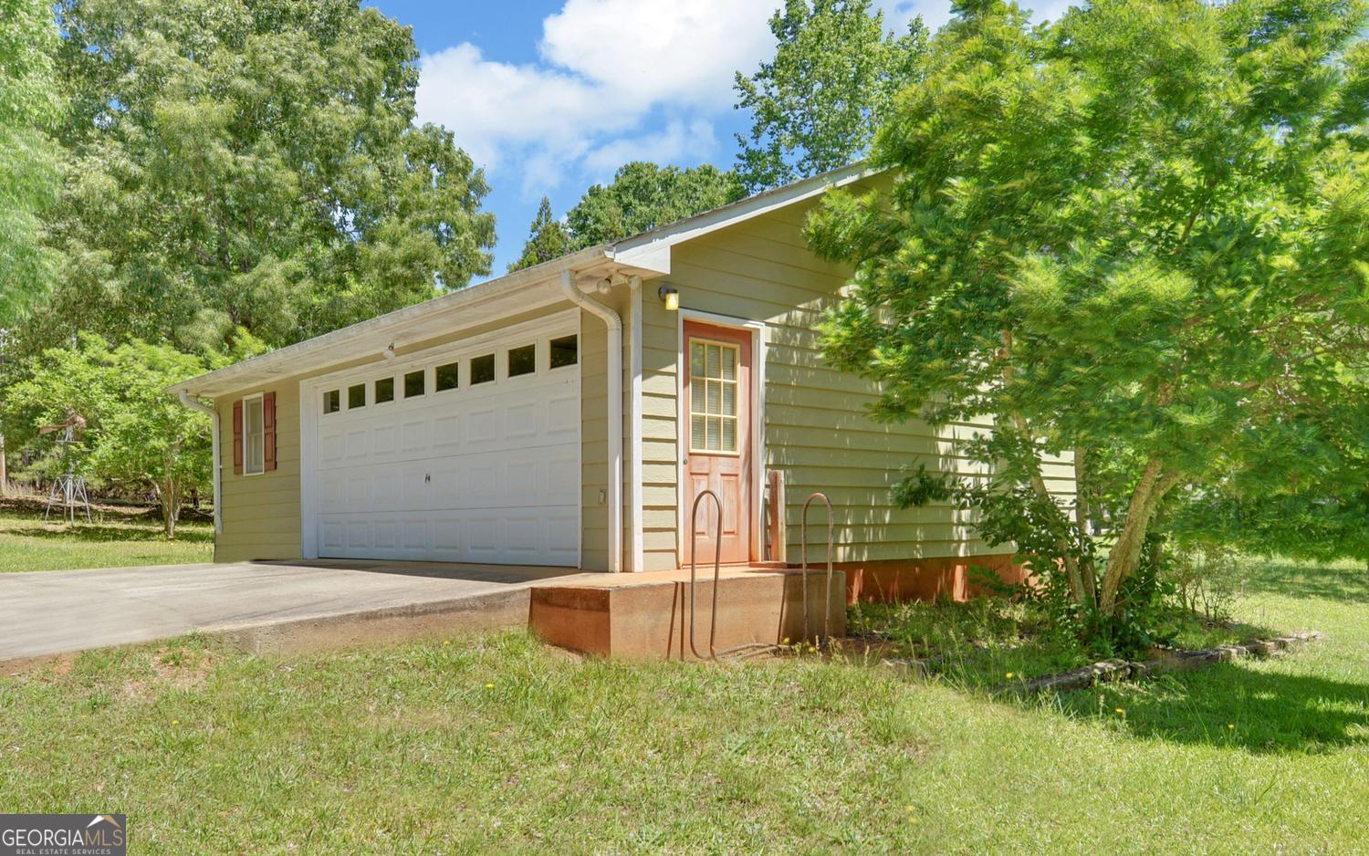 194 Harvey Lane Lavonia GA 30553