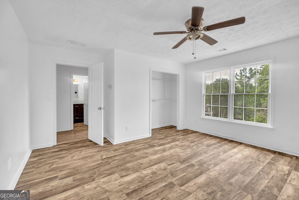 4634 Riveredge Cove Snellville GA 30039