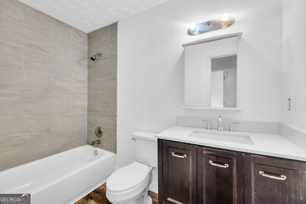 4634 Riveredge Cove Snellville GA 30039