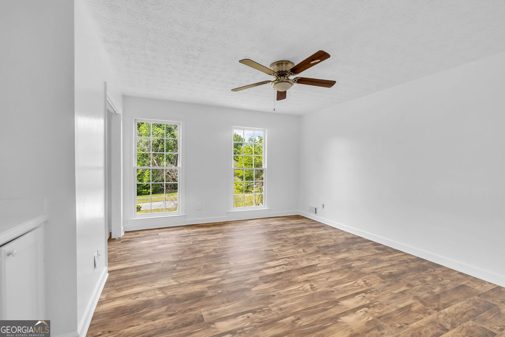 4634 Riveredge Cove Snellville GA 30039