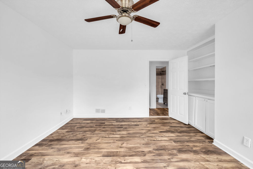 4634 Riveredge Cove Snellville GA 30039