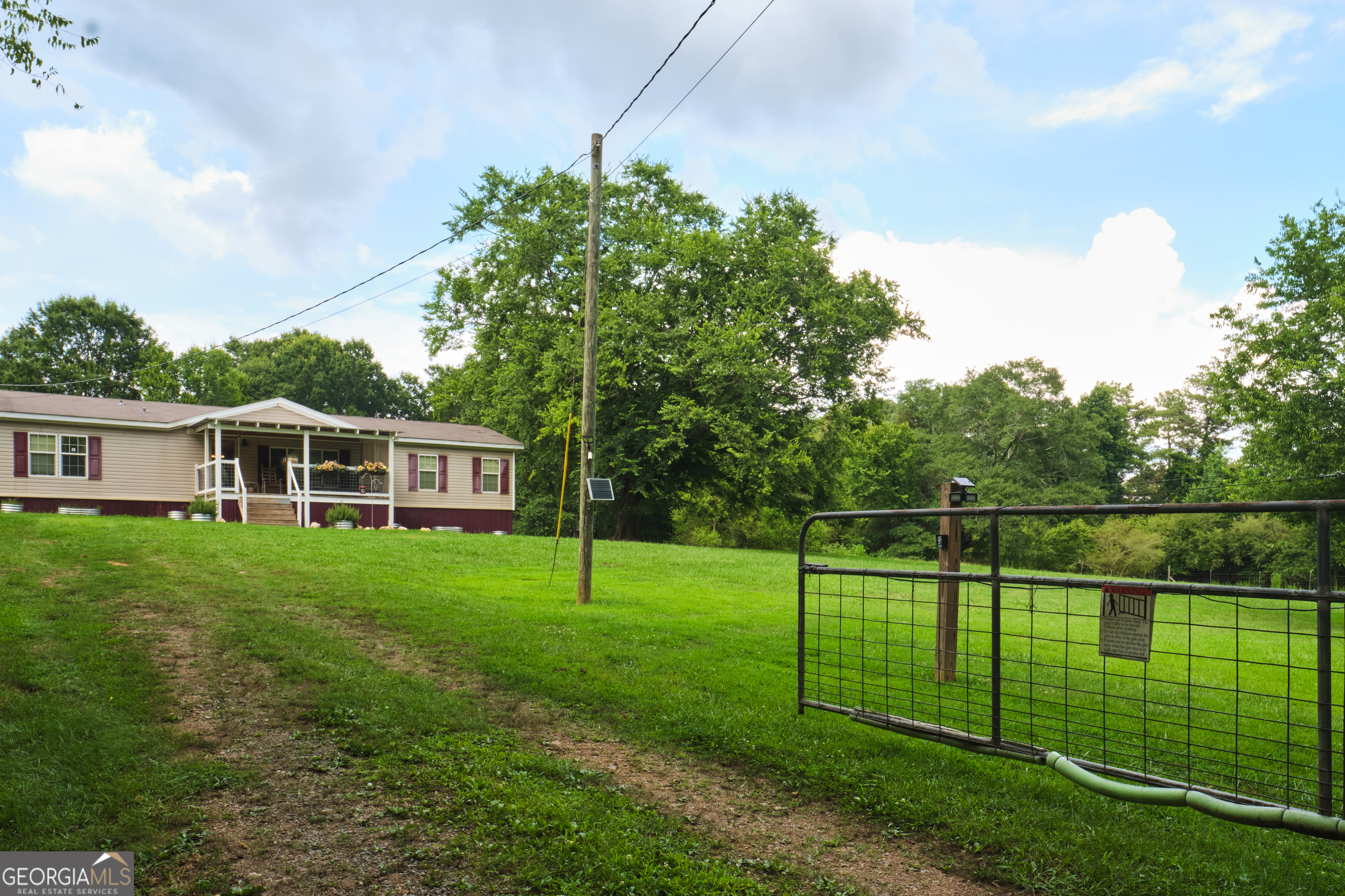405 NE Brewer Road Kingston GA 30145