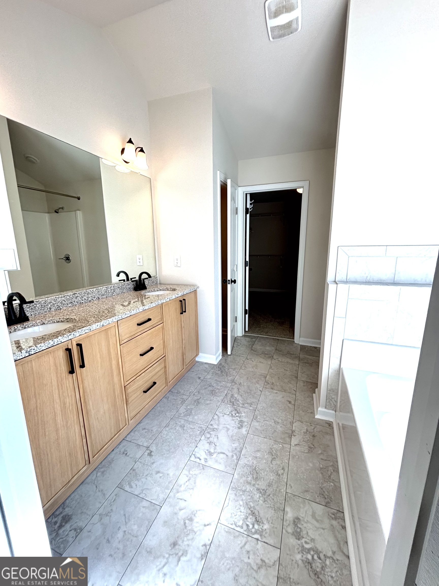 197 Weymouth Drive Locust Grove GA 30248
