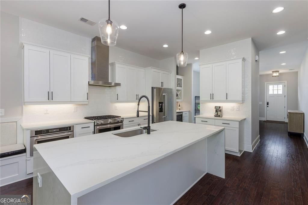 2078 Drew Drive Atlanta GA 30318