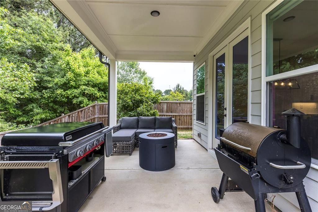 2078 Drew Drive Atlanta GA 30318