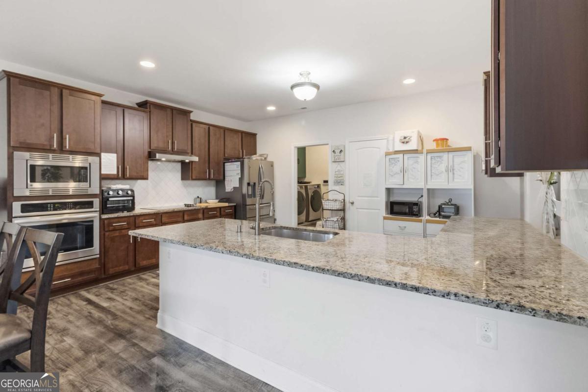 212 Sophie Circle Locust Grove GA 30248