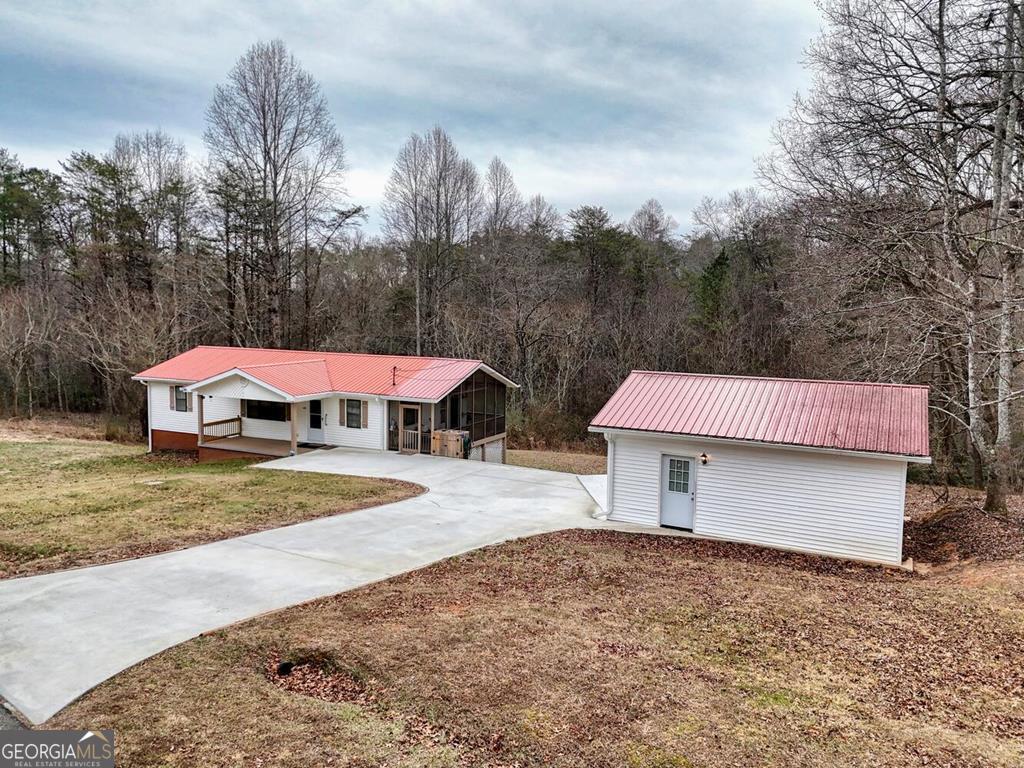 643 Number 20 Mine Road Mccaysville GA 30555