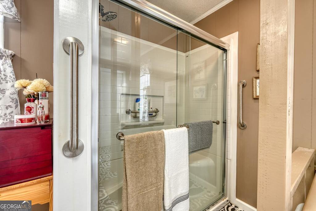 643 Number 20 Mine Road Mccaysville GA 30555