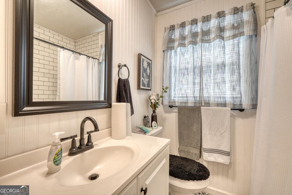 643 Number 20 Mine Road Mccaysville GA 30555