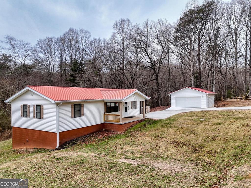 643 Number 20 Mine Road Mccaysville GA 30555