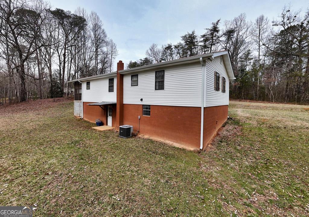 643 Number 20 Mine Road Mccaysville GA 30555