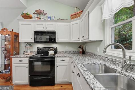 105 Evergreen Road Hiawassee GA 30546