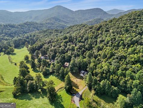 105 Evergreen Road Hiawassee GA 30546