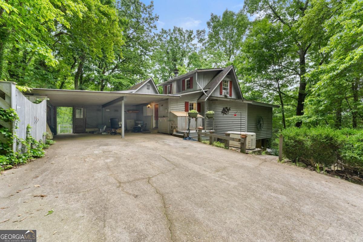 705 Long Mountain Road Cleveland GA 30528