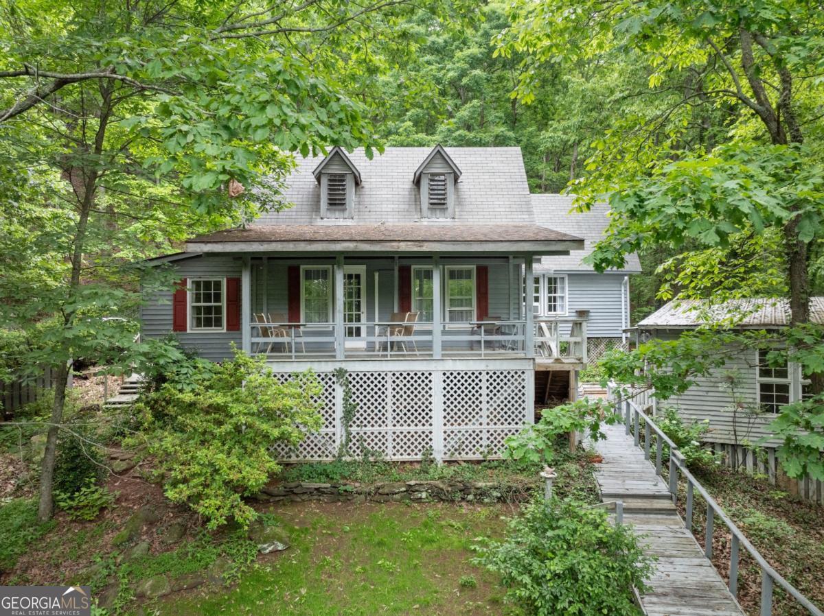 705 Long Mountain Road Cleveland GA 30528