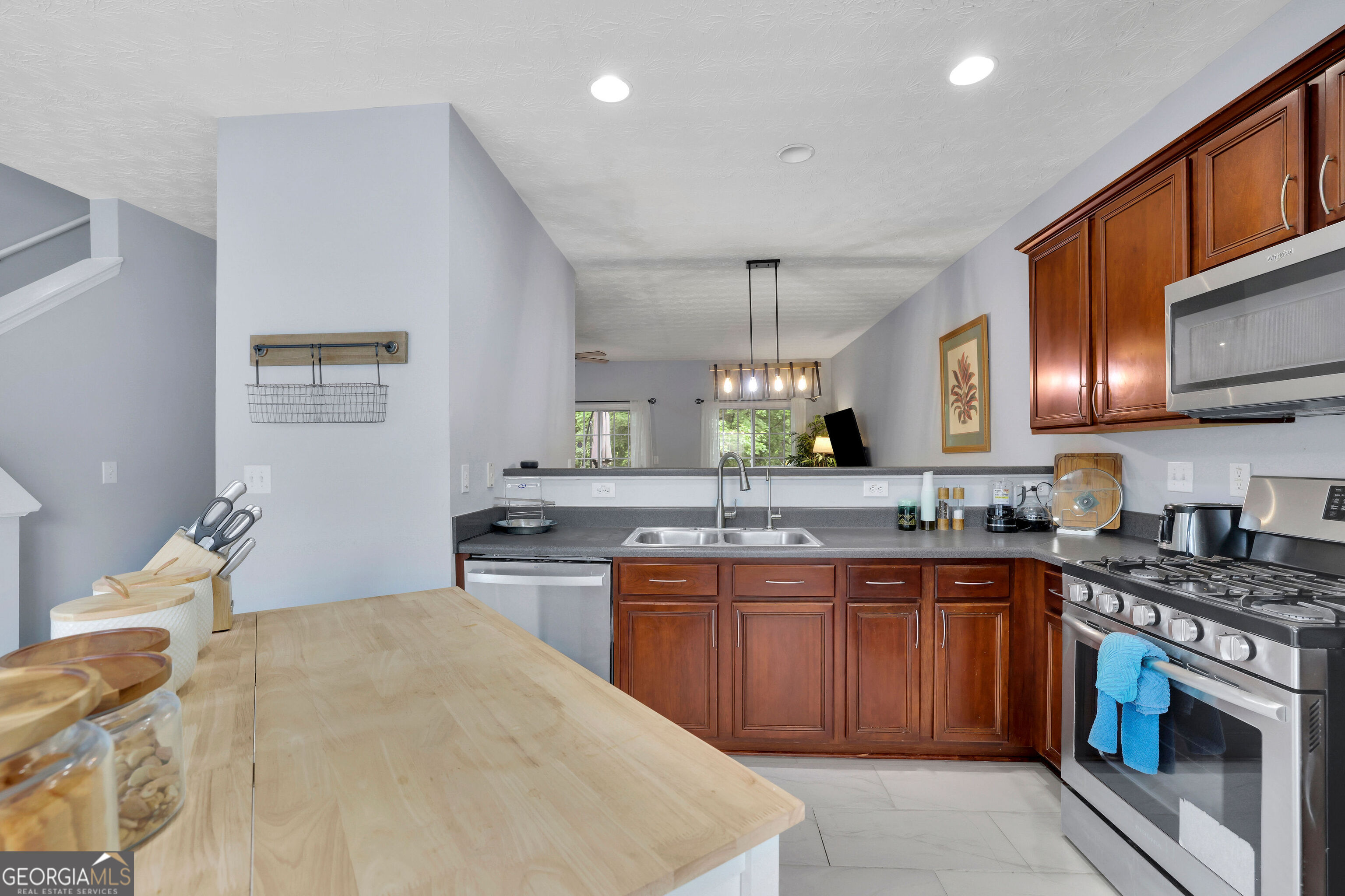 541 Lantern Wood Drive Scottdale GA 30079