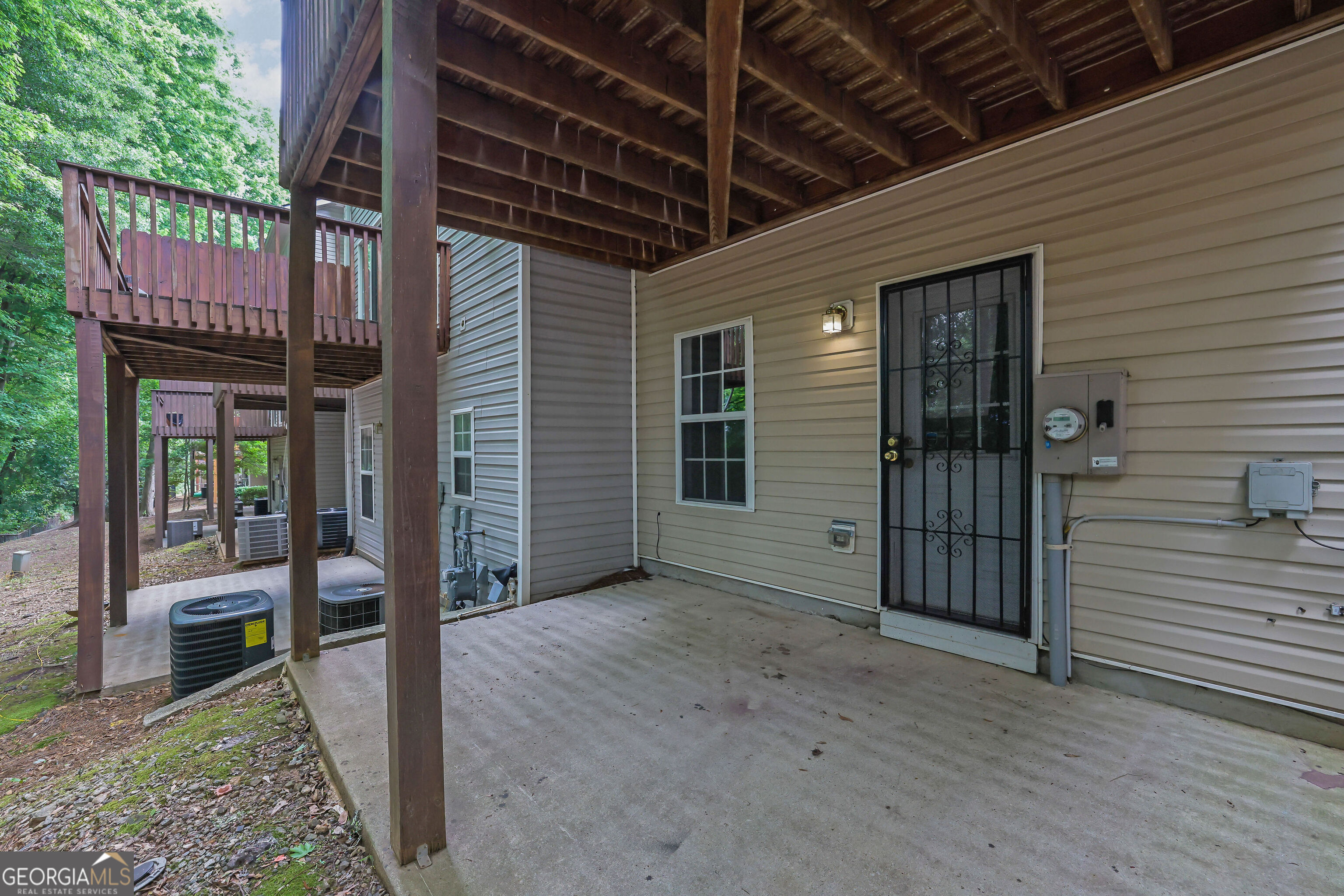 541 Lantern Wood Drive Scottdale GA 30079