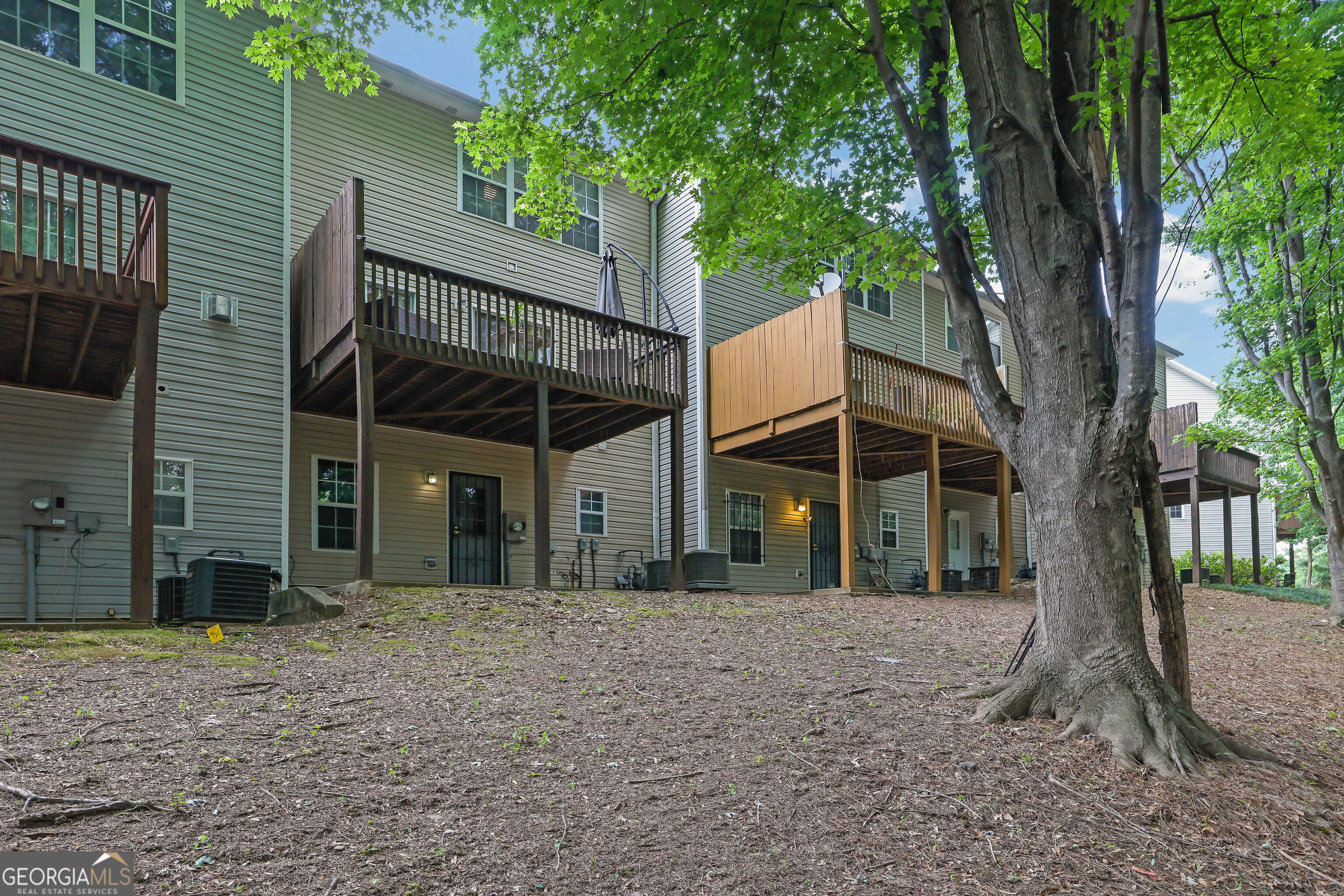 541 Lantern Wood Drive Scottdale GA 30079