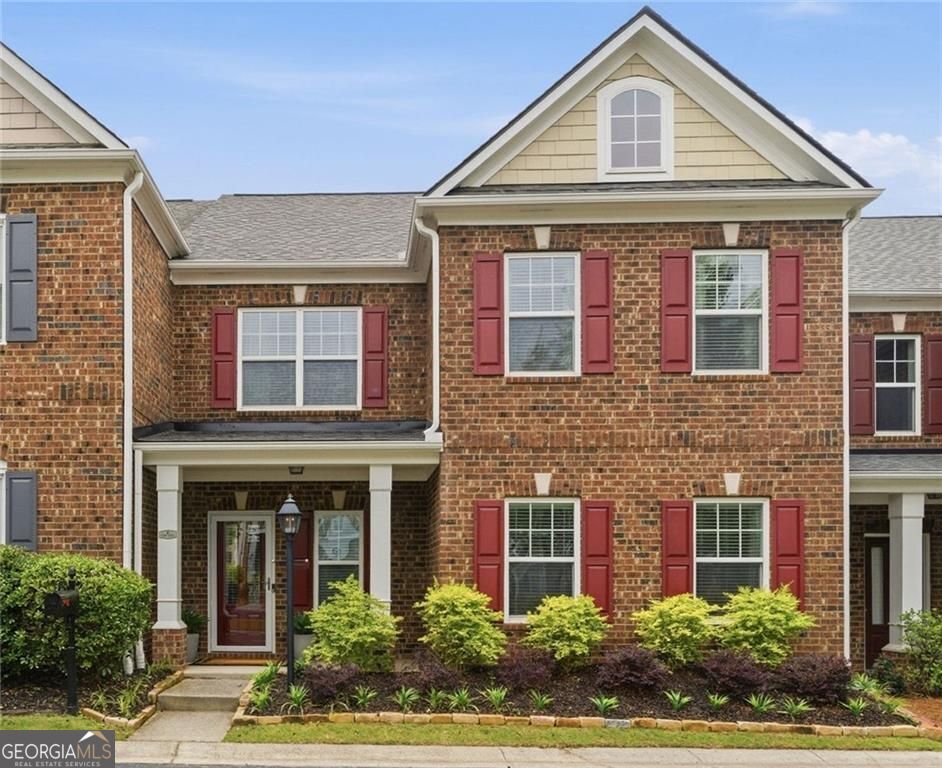 1142 Lake Point Way Suwanee GA 30024