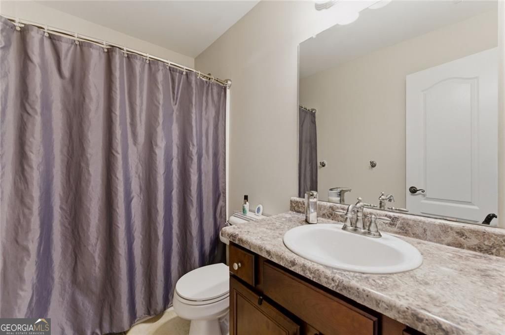 1142 Lake Point Way Suwanee GA 30024