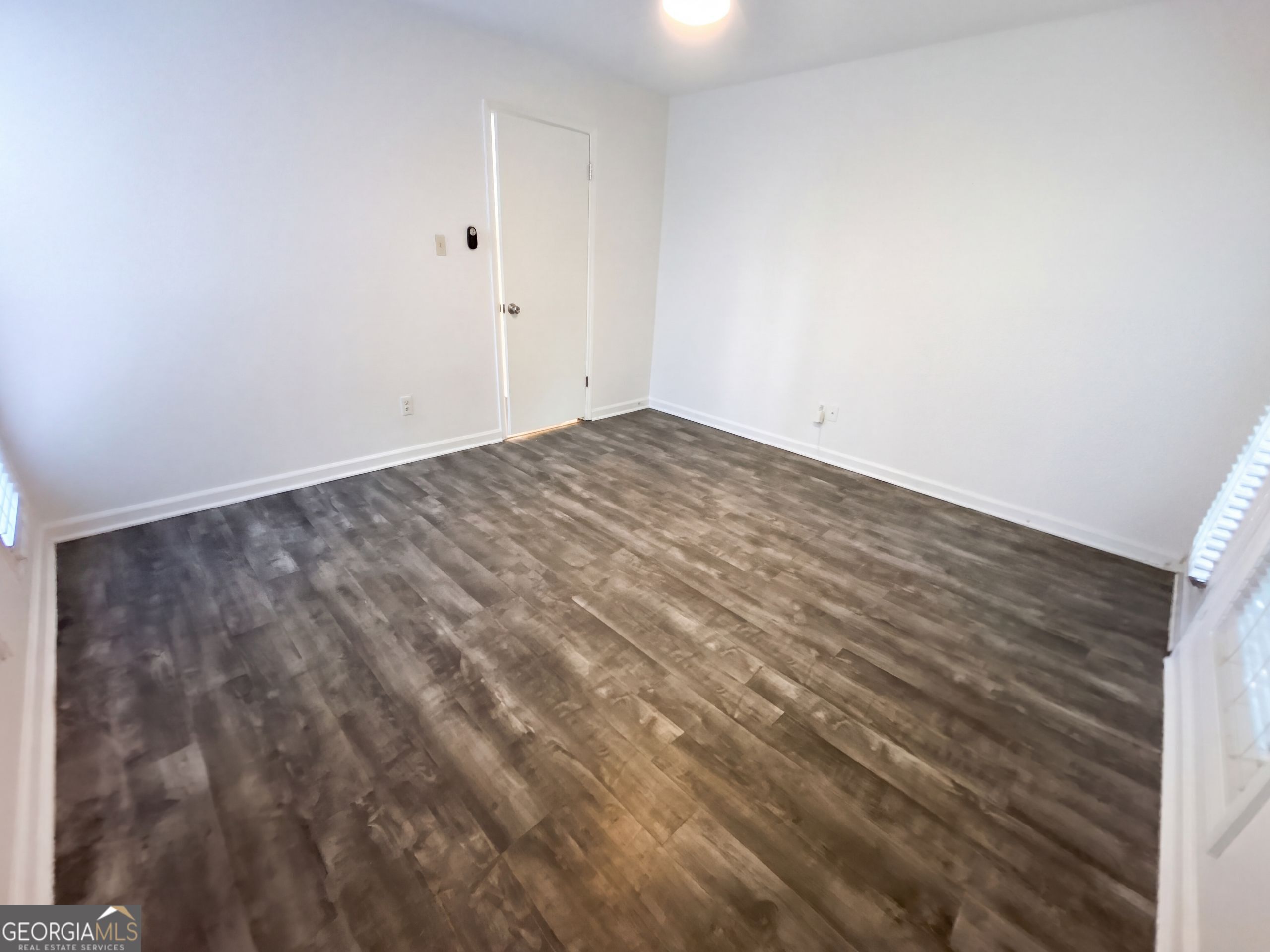 1113 Lake Pointe Circle Roswell GA 30075