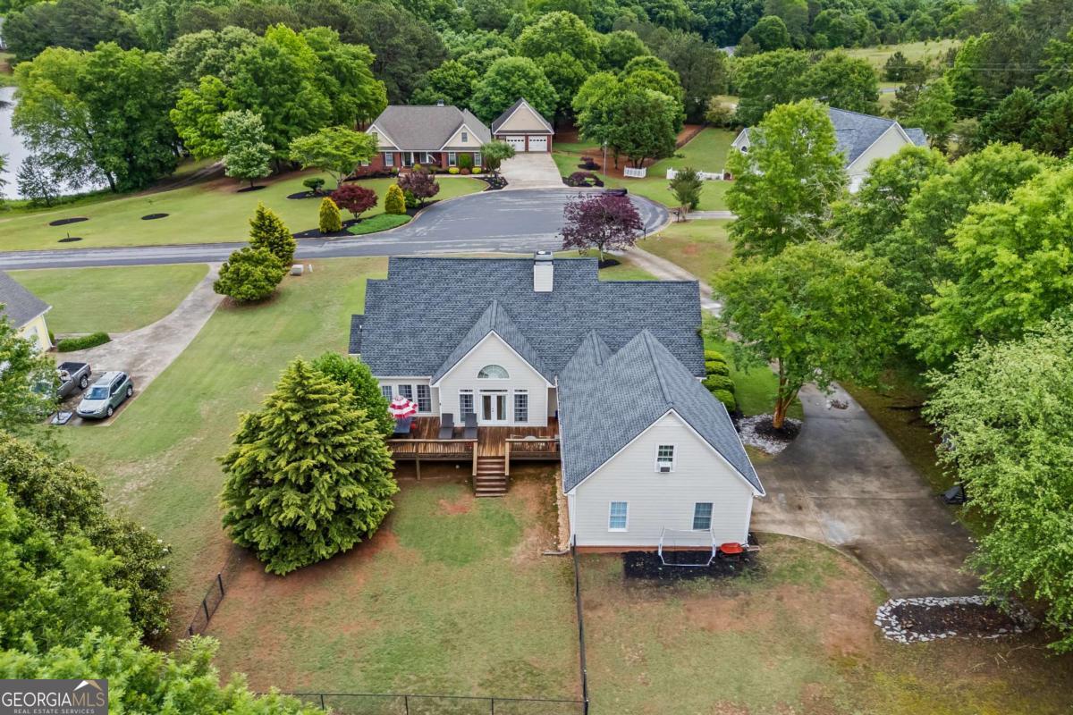 1080 Lakeside Court Bishop GA 30621