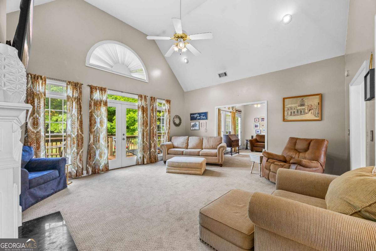 1080 Lakeside Court Bishop GA 30621