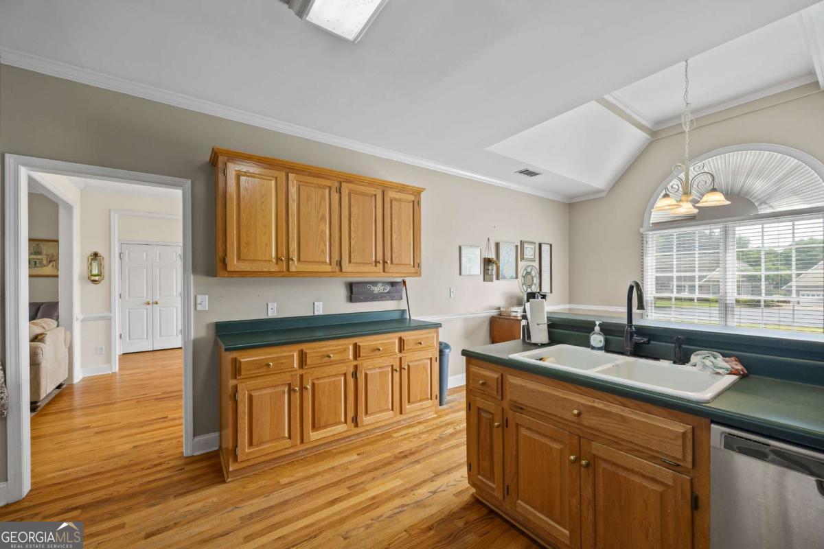 1080 Lakeside Court Bishop GA 30621