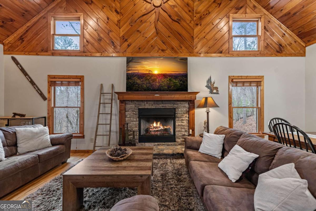 1503 Garnet Drive Ellijay GA 30540