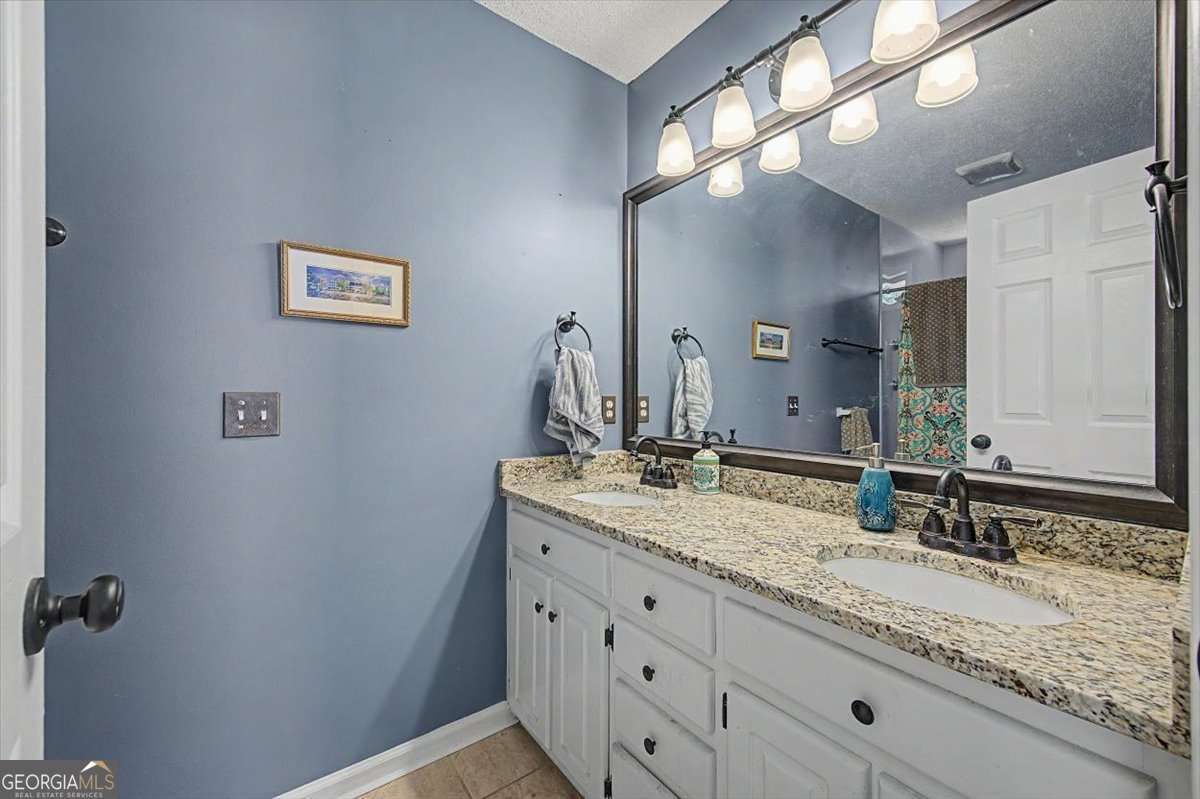 166 Hanover Circle SE Calhoun GA 30701