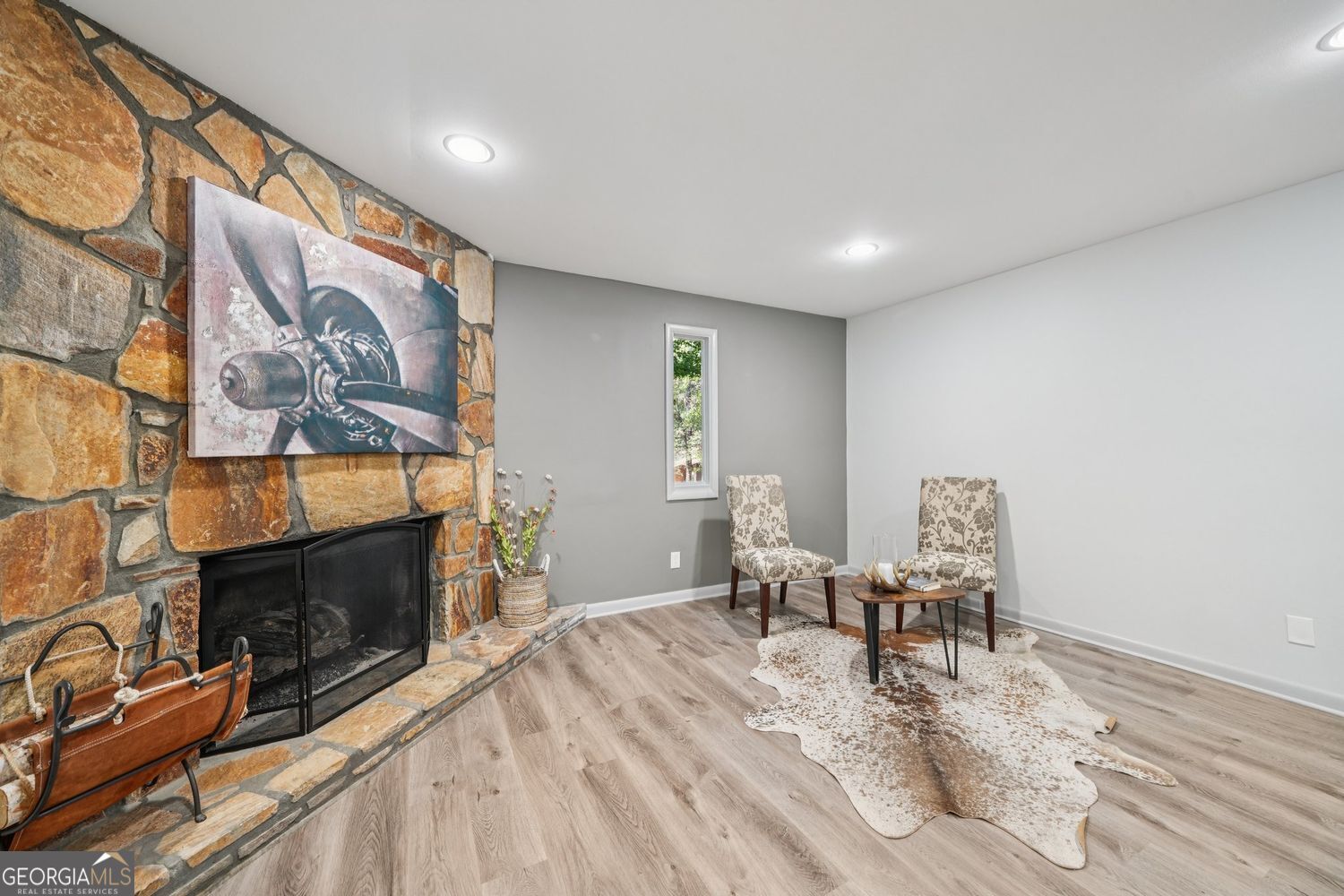 230 Lakeview Ridge E Roswell GA 30076