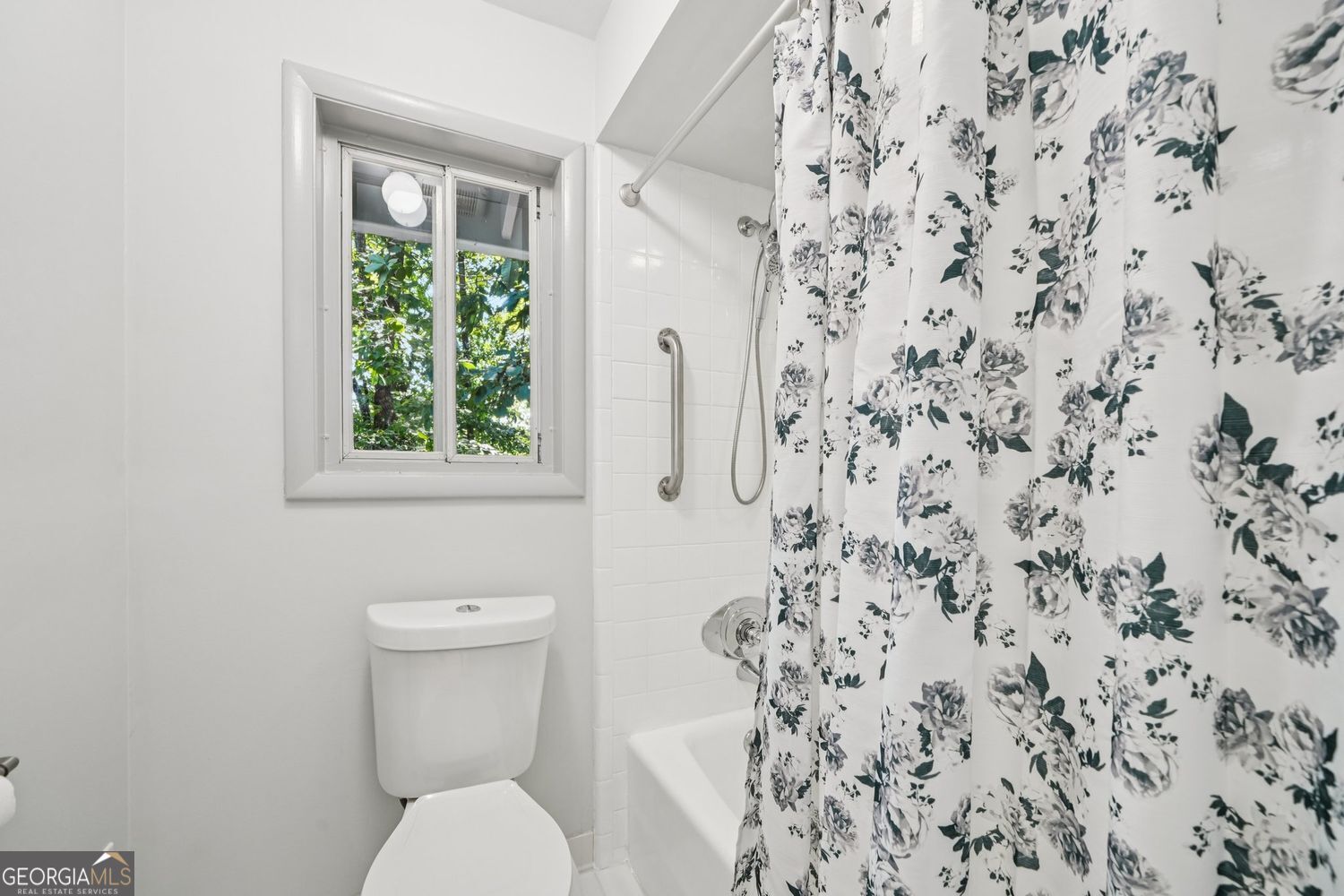 230 Lakeview Ridge E Roswell GA 30076