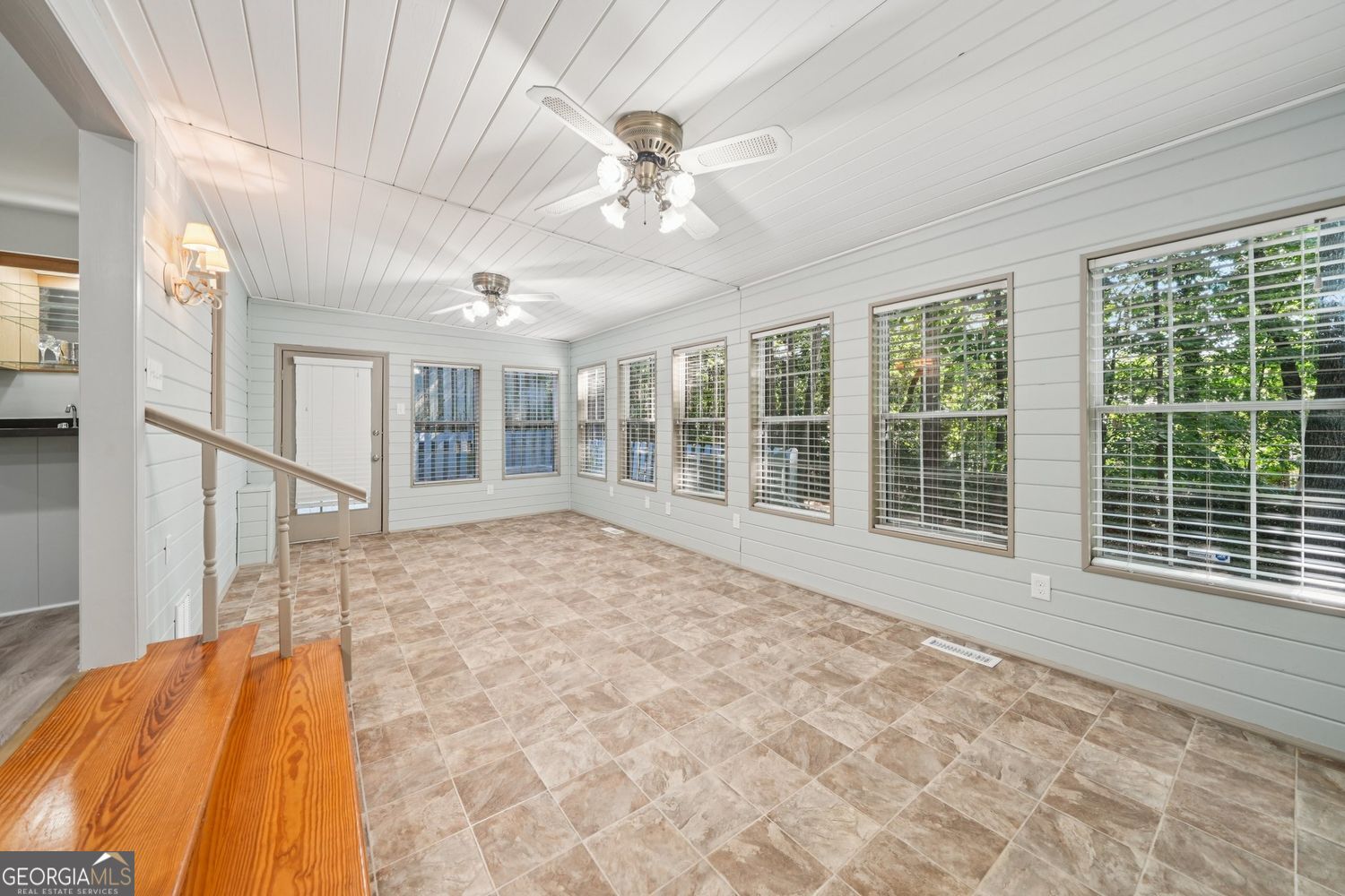 230 Lakeview Ridge E Roswell GA 30076