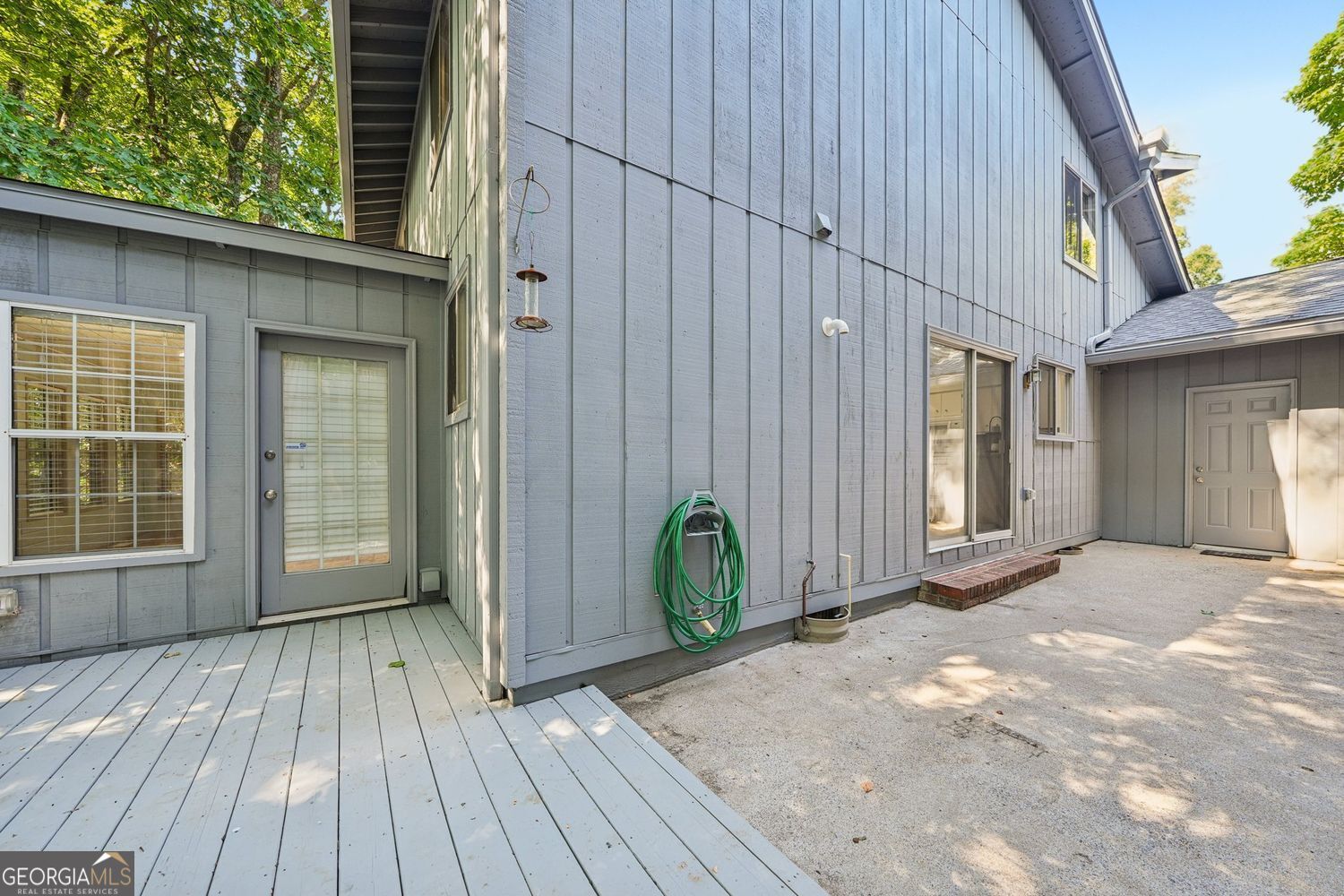 230 Lakeview Ridge E Roswell GA 30076