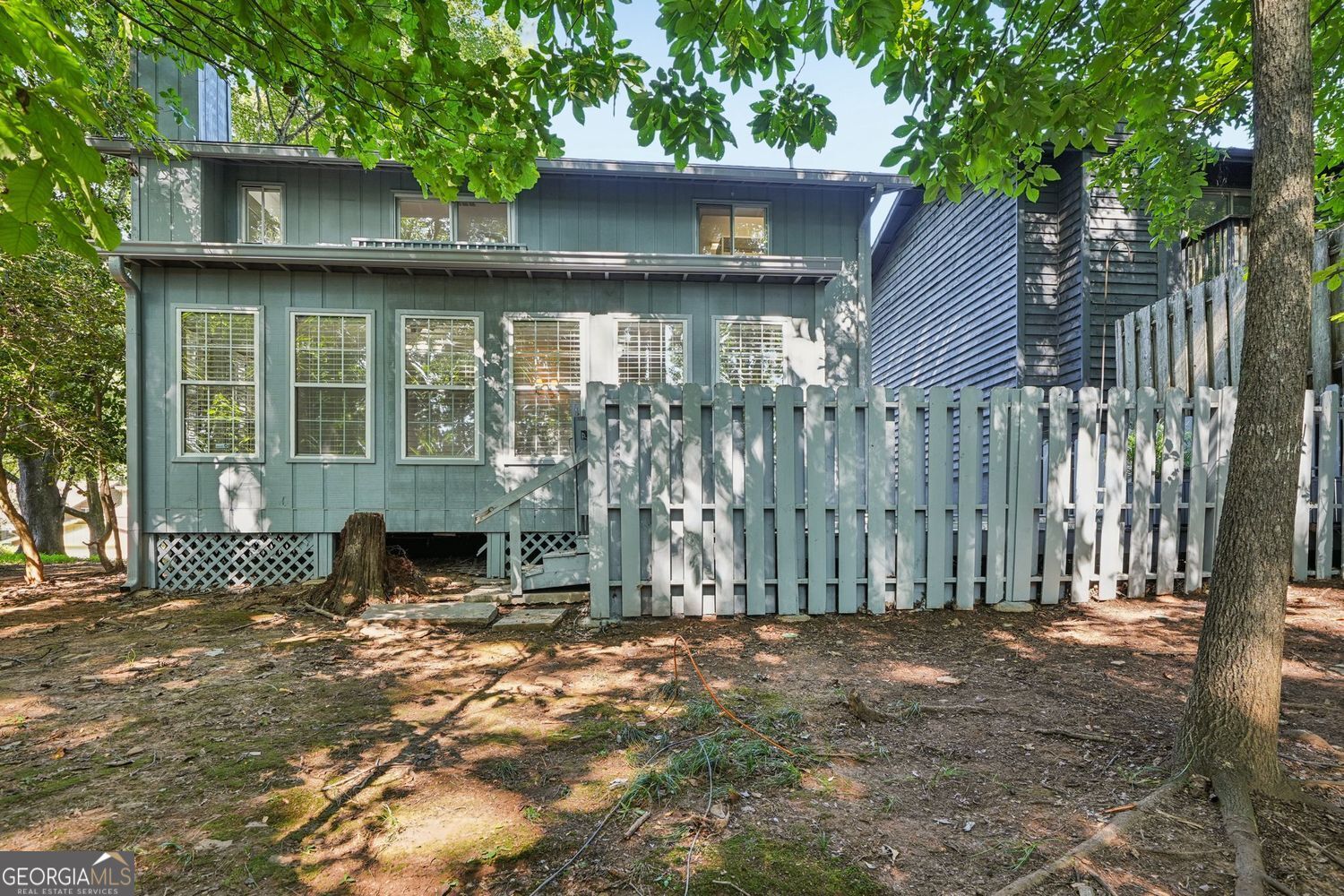 230 Lakeview Ridge E Roswell GA 30076