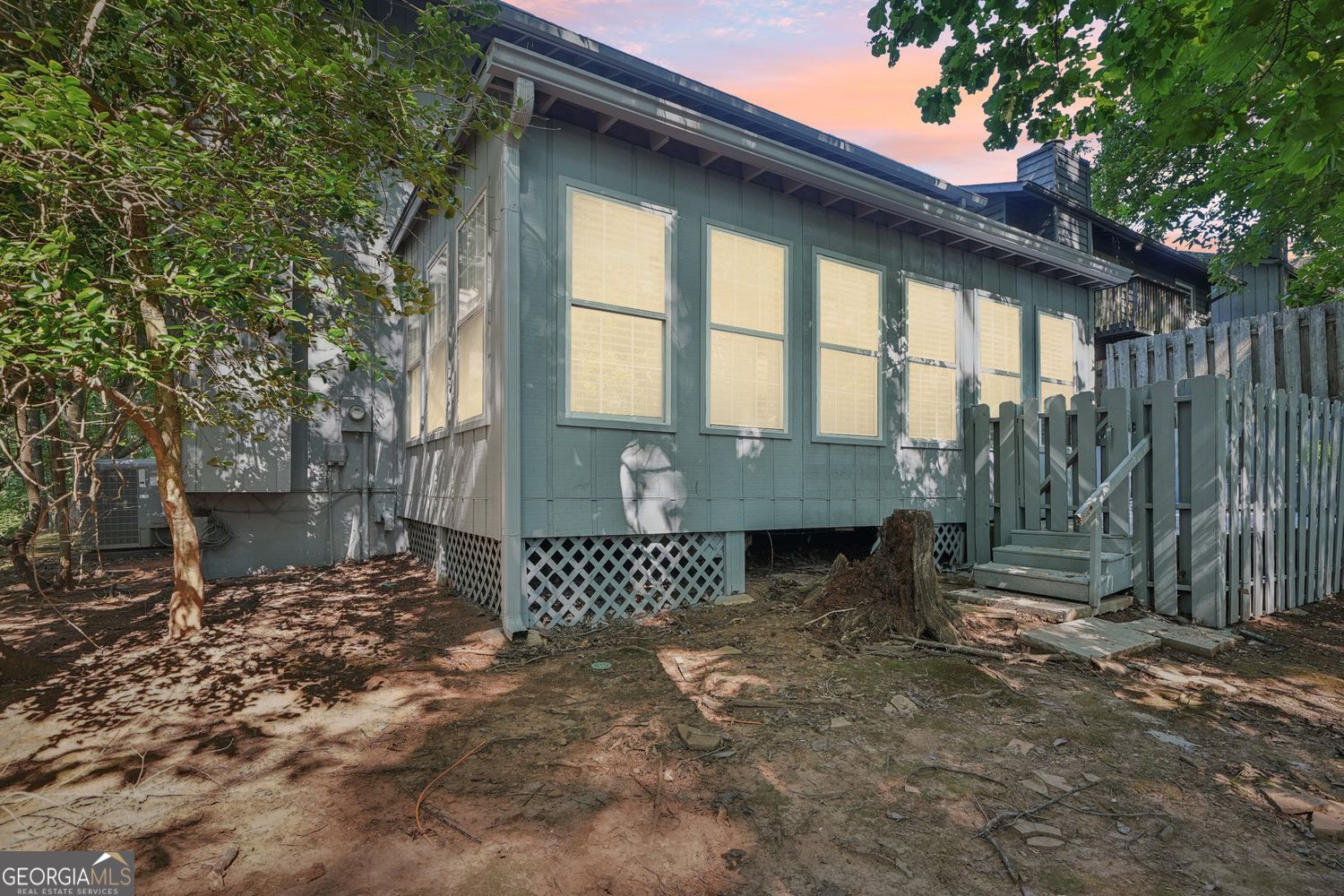 230 Lakeview Ridge E Roswell GA 30076